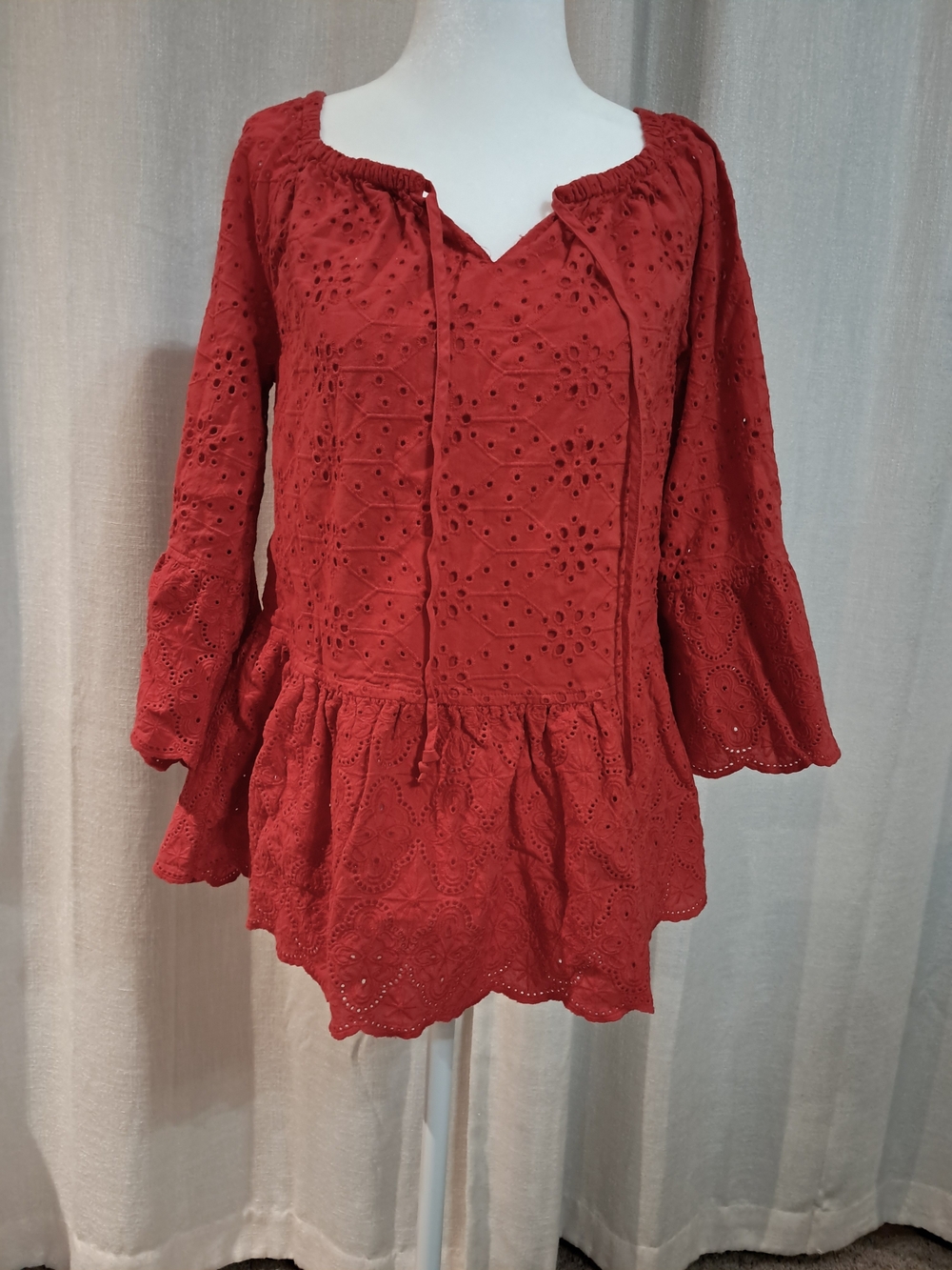 Women's Red Eyelet Peasant Top Small